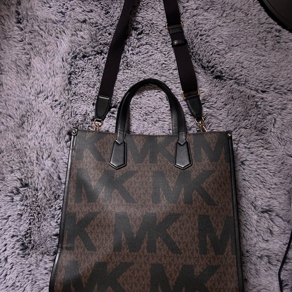 Michael Kors Men's Brown and Black Bag - Picture 2 of 6